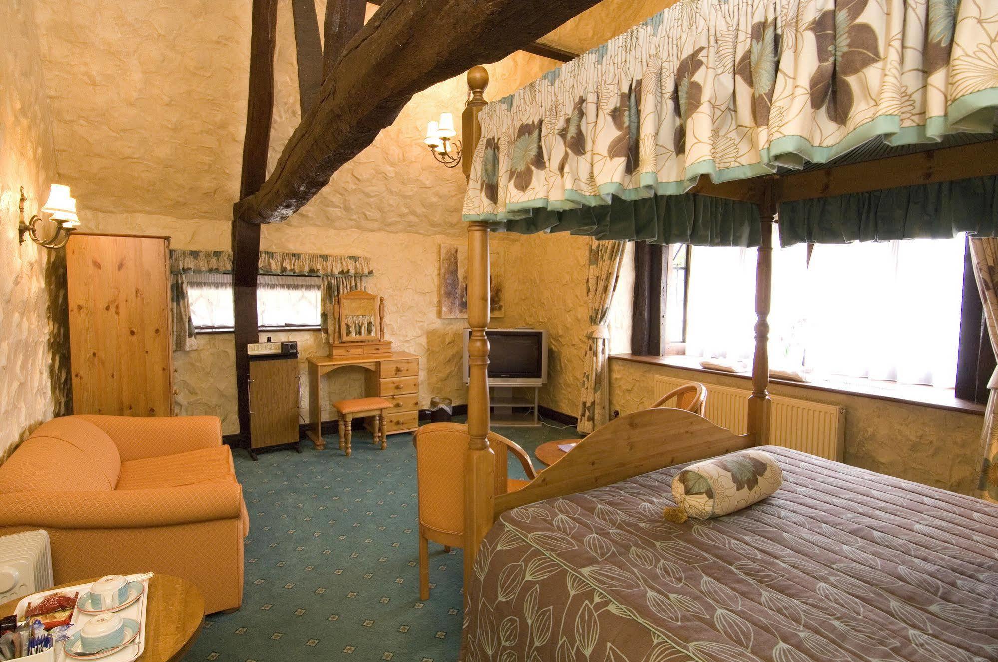 The Horseshoe Inn Herstmonceux Eksteriør bilde