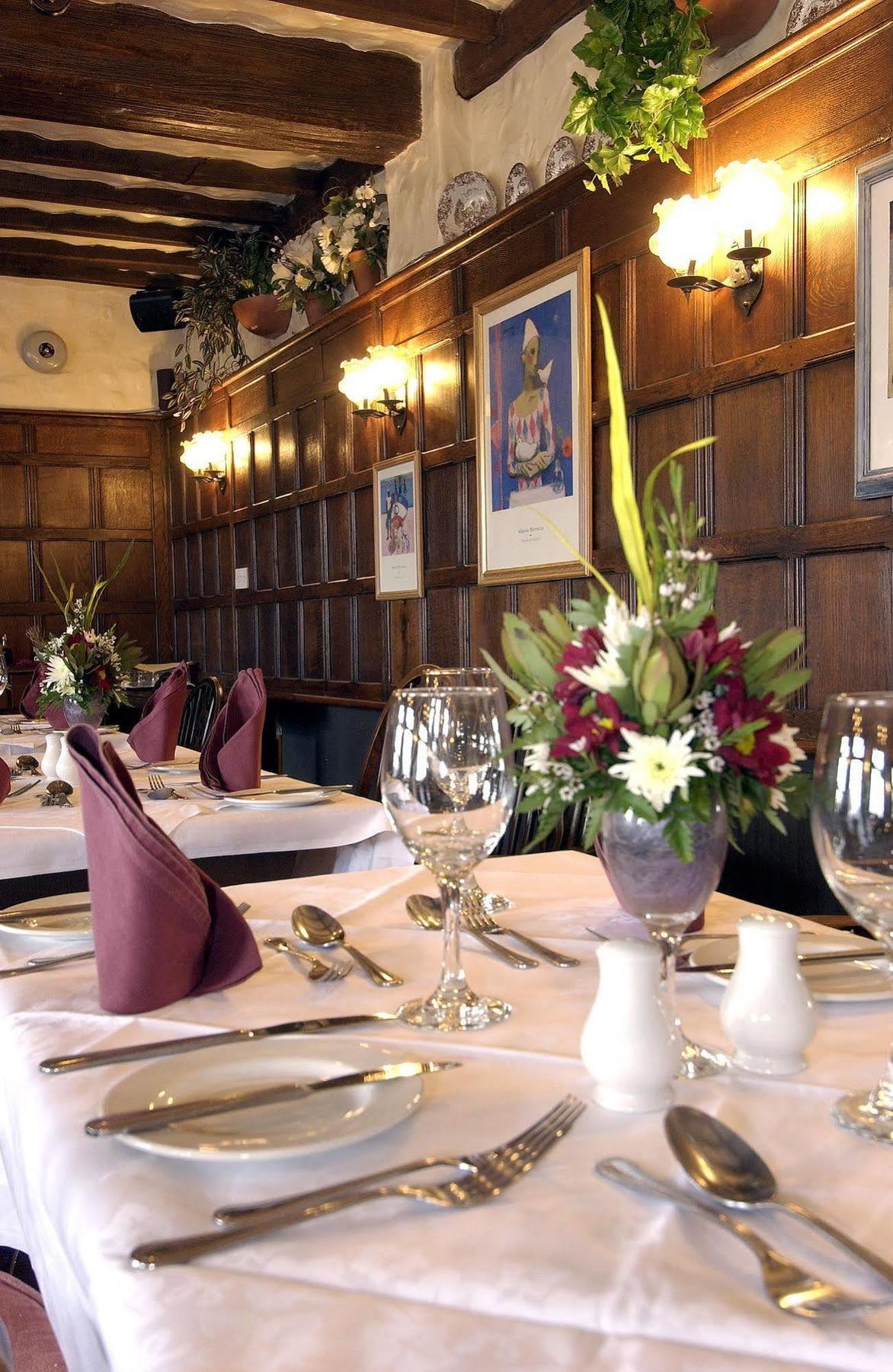 The Horseshoe Inn Herstmonceux Eksteriør bilde